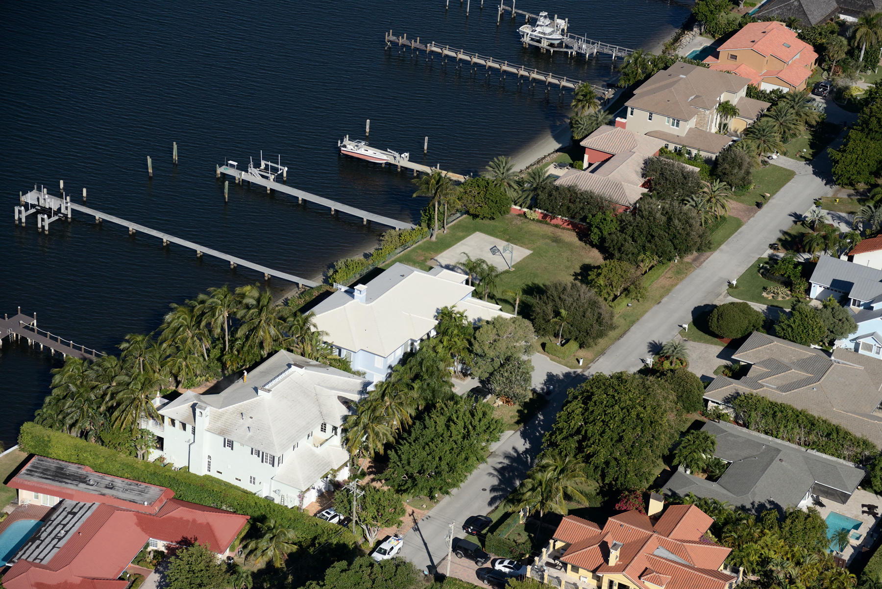 1199 Lands End Road Lantana, FL 33462 - Photo 8 of 15 B-800_2128