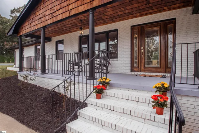 $424,900 | 918 North Old Pendleton Road, Liberty, SC 29657