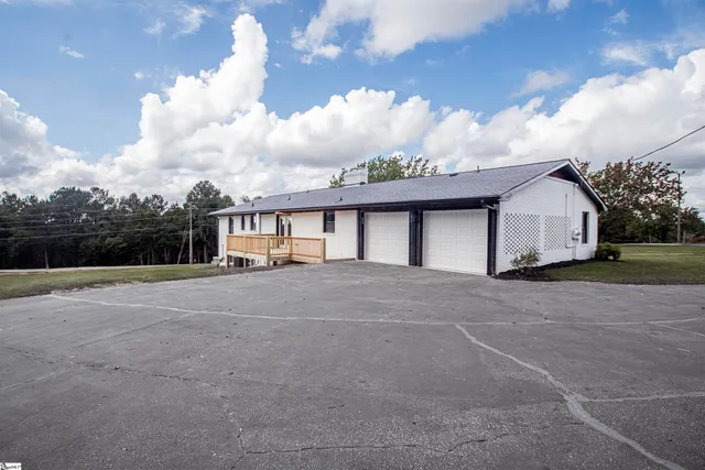 $424,900 | 918 North Old Pendleton Road, Liberty, SC 29657