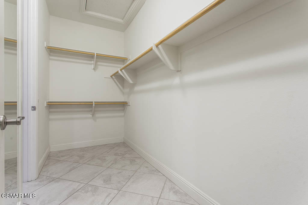 7342 Nicklaus Road Moorpark, CA 93021 - Photo 40 of 55 a view of an empty walk in closet