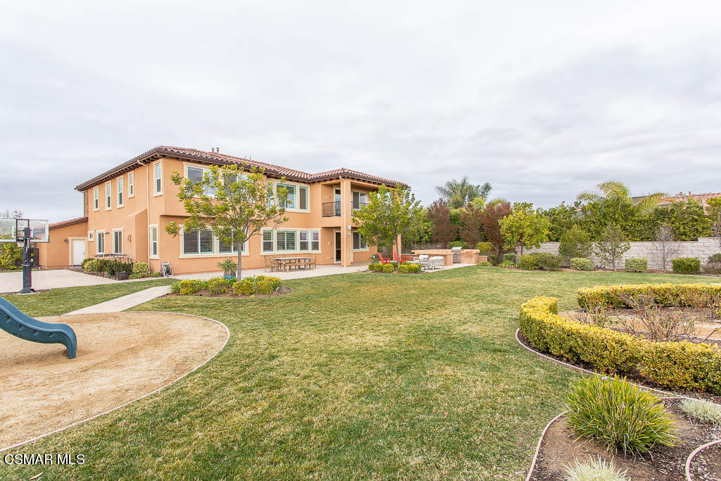 7342 Nicklaus Road Moorpark, CA 93021 - Photo 49 of 55 7342 Nicklaus Rd - HsHProd-11
