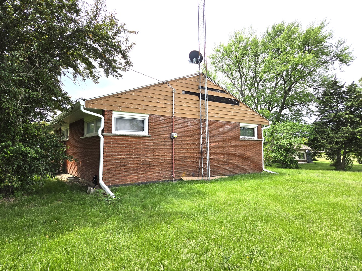 2335 North 30th Road Marseilles, IL 61341 - Photo 5 of 25