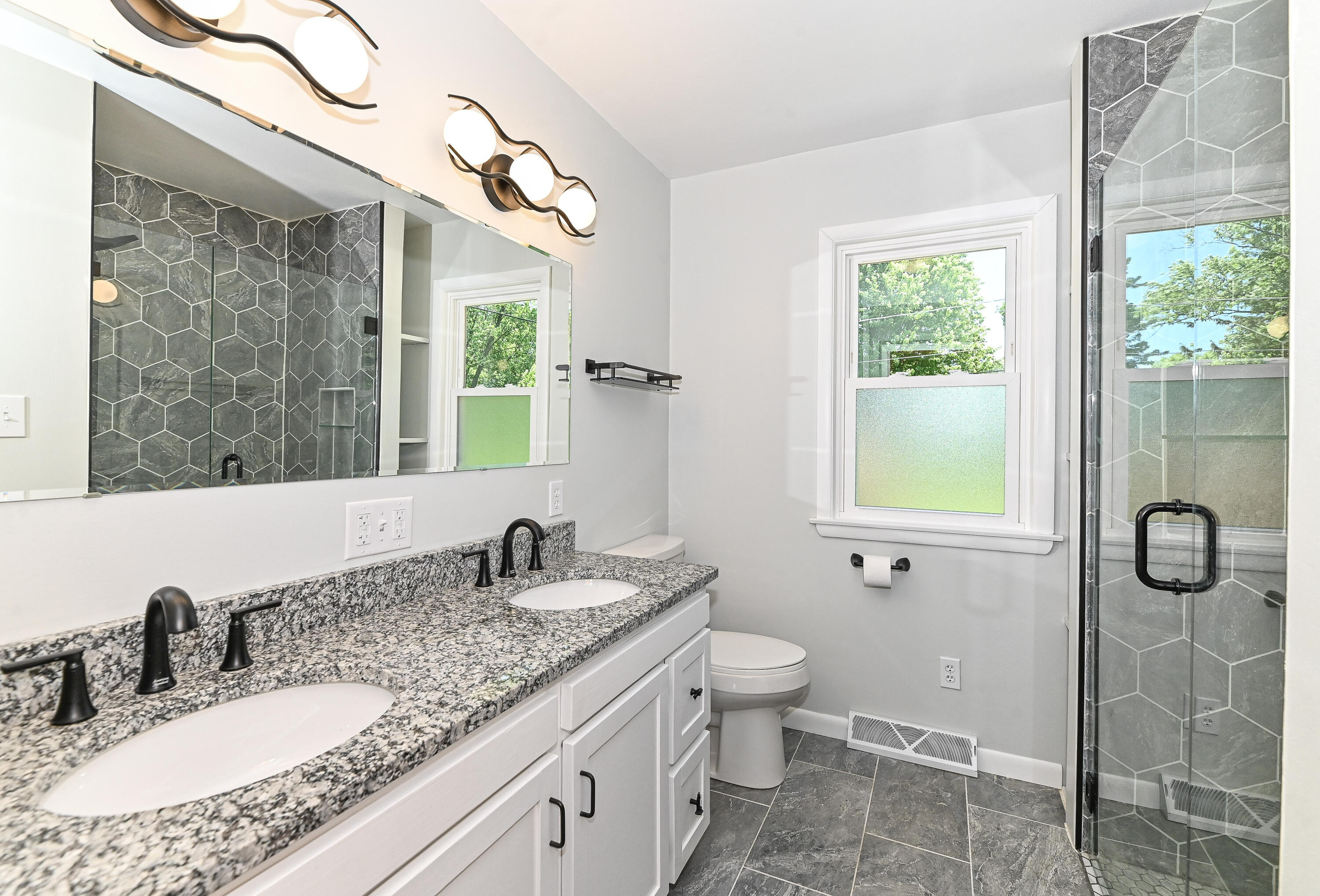 W156N8008 Pilgrim Road Menomonee Falls, WI 53051 - Photo 19 of 50 pilgrim-27