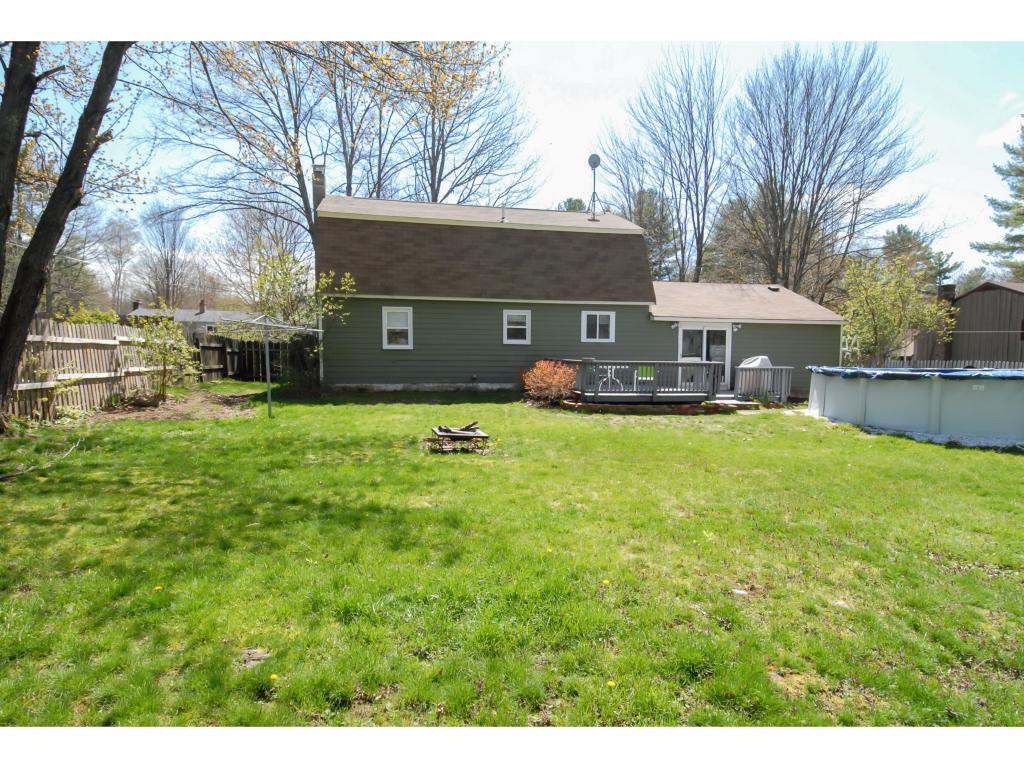 19 Rochester Avenue Rochester, NH 03867 - Photo 3 of 25