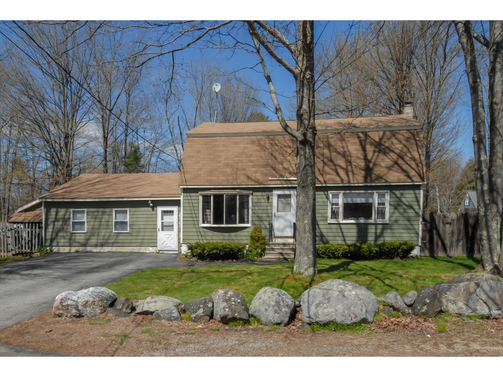 19 Rochester Avenue Rochester, NH 03867 - Photo 5 of 25