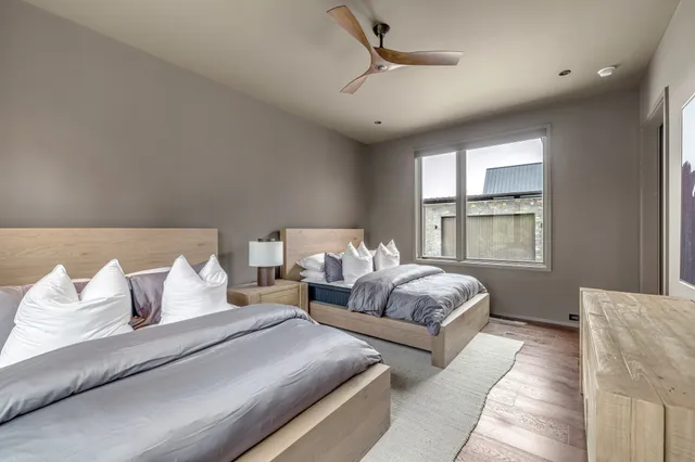 $10,000,000 | 8005 Backwoods, College Grove, TN 37046