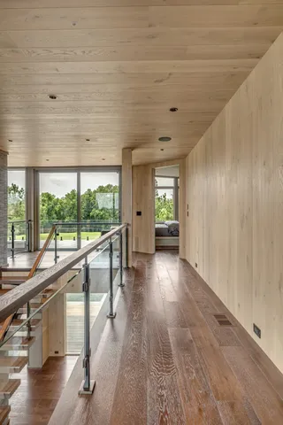 $10,000,000 | 8005 Backwoods, College Grove, TN 37046