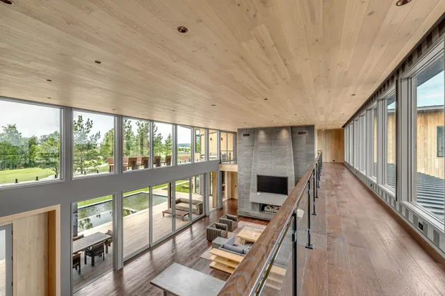 $10,000,000 | 8005 Backwoods, College Grove, TN 37046