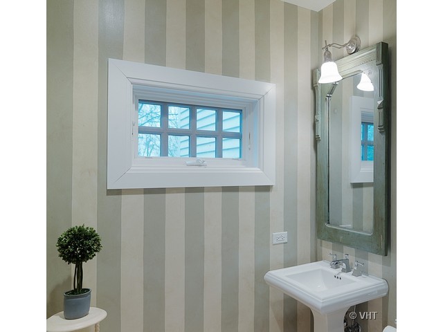 208 Spring Creek Road Barrington Hills, IL 60010 - Photo 17 of 25