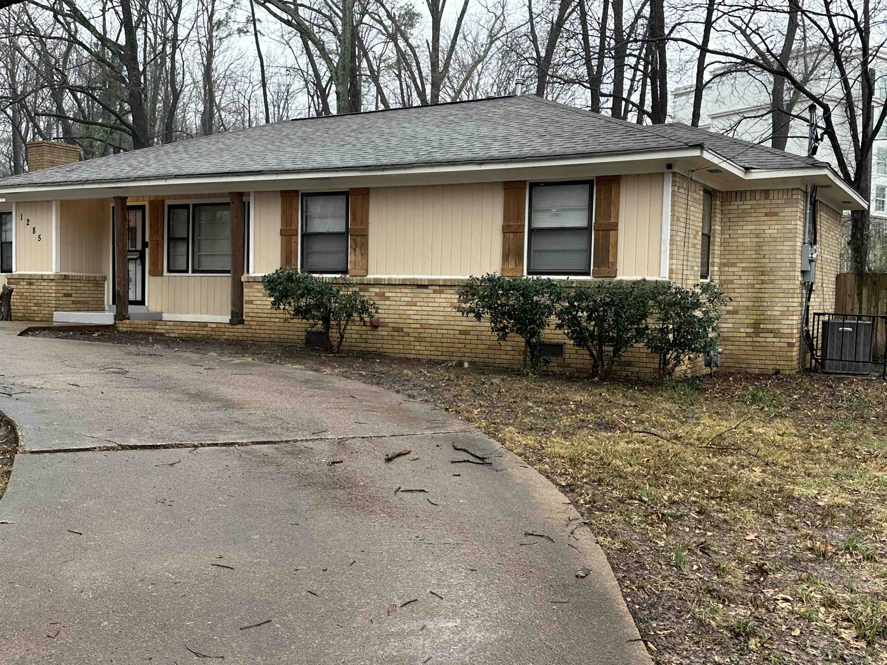 1285 Old Hickory Road Memphis, TN 38116 - Photo 26 of 31 Ranch-style house with central air condition unit, crawl space, a chimney, and brick siding