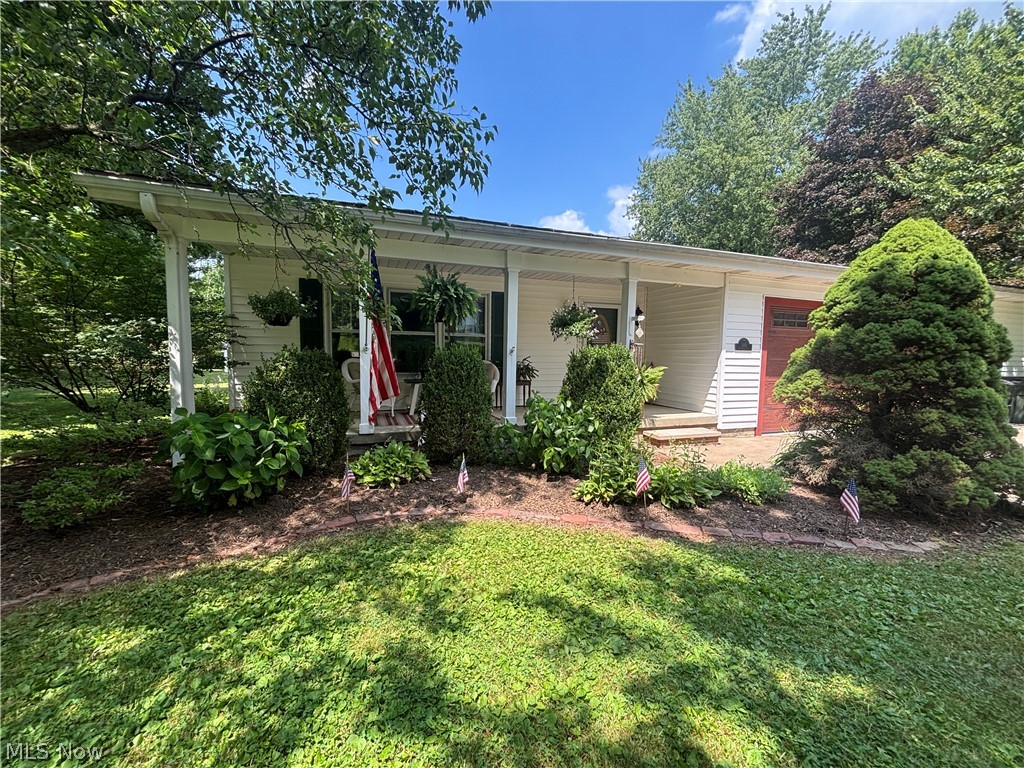 385 Cochran Road Aurora, OH 44202 - Photo 1 of 35