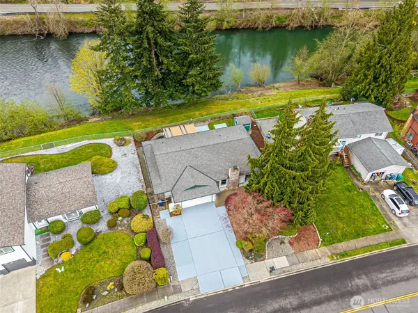 $715,000 | 1808 Riverview Drive Northeast, Auburn, WA 98002