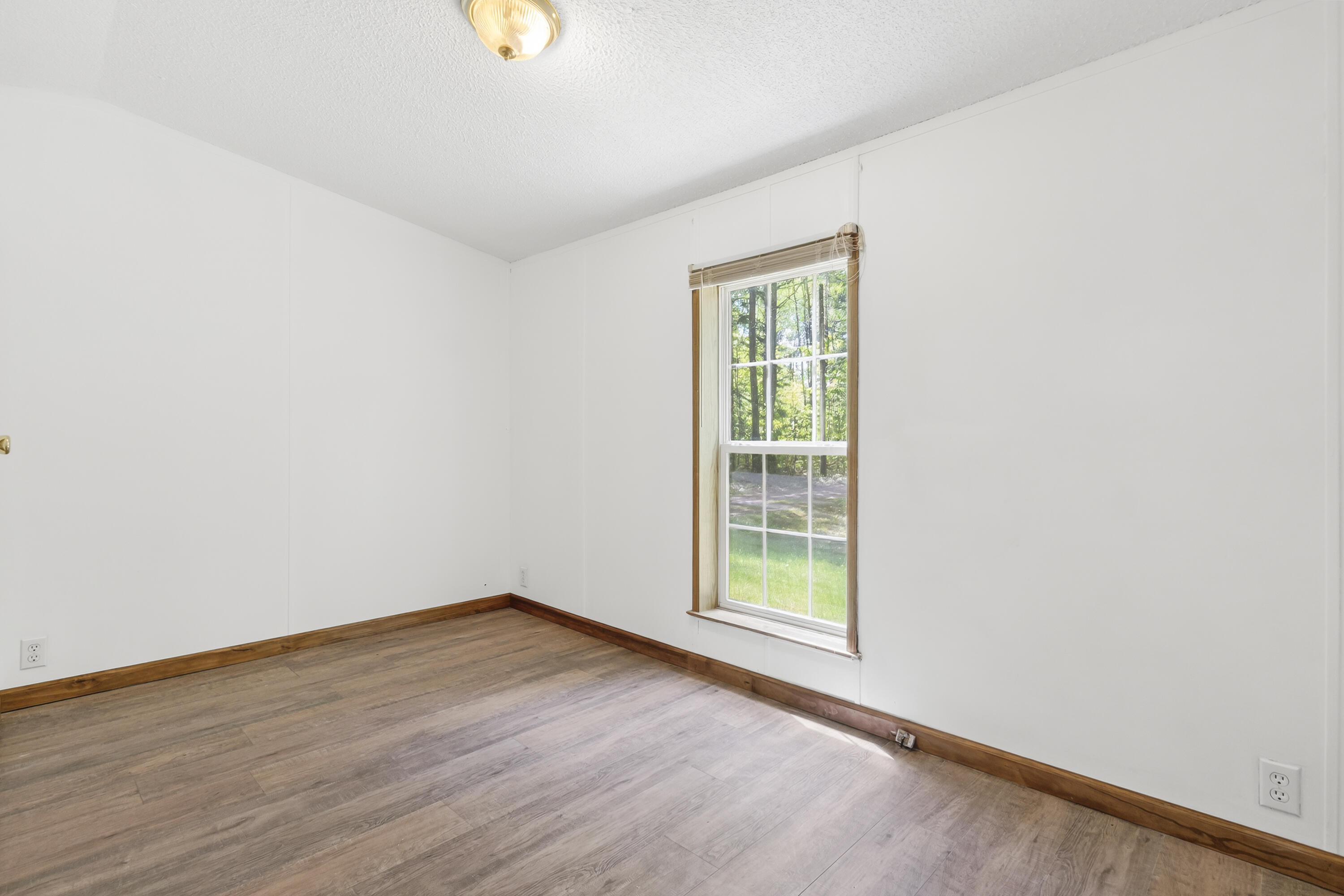 439 Castner Road Waldoboro, ME 04572 - Photo 25 of 50