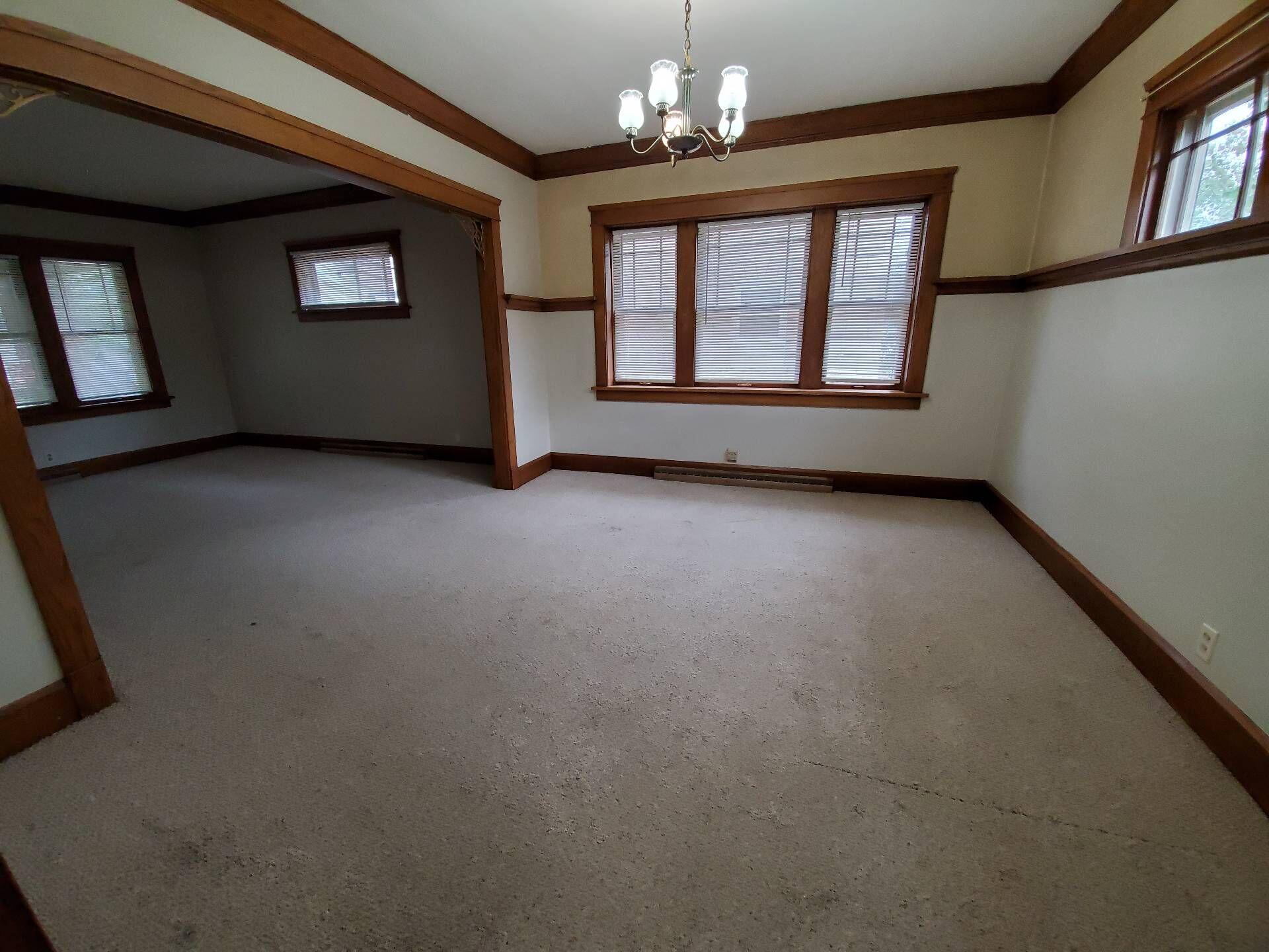 2423 20th Street Racine, WI 53403 - Photo 2 of 28 1634322415997.JPEG