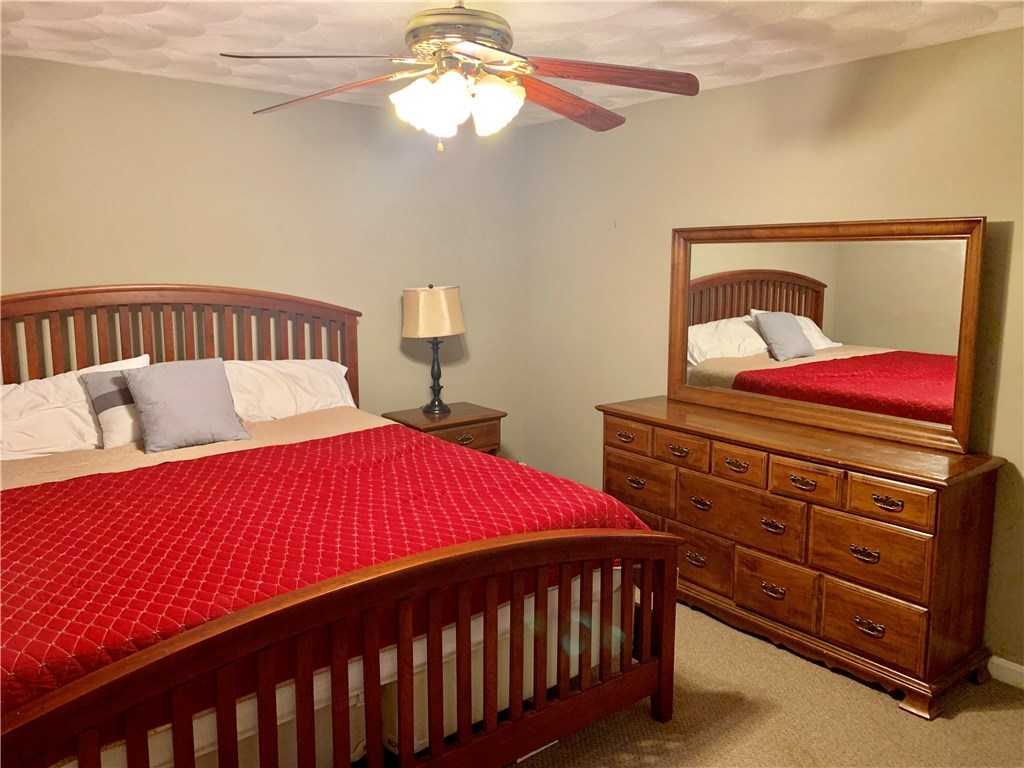 45 Ridgewood Road Cranston, RI 02921 - Photo 12 of 34 Gallery Image 12