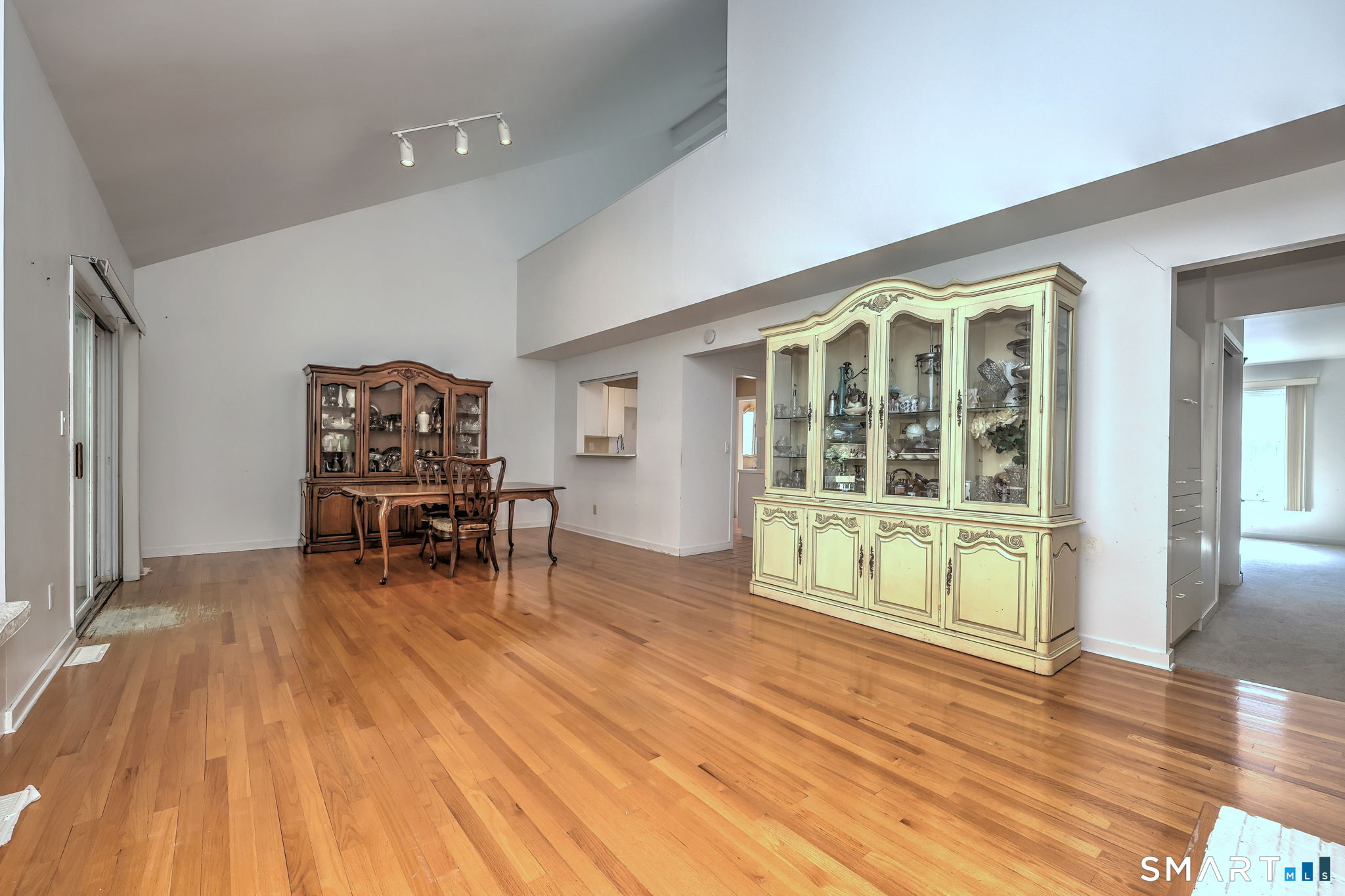 690 Forest Road, Unit 382 West Haven, CT 06516 - Photo 10 of 37