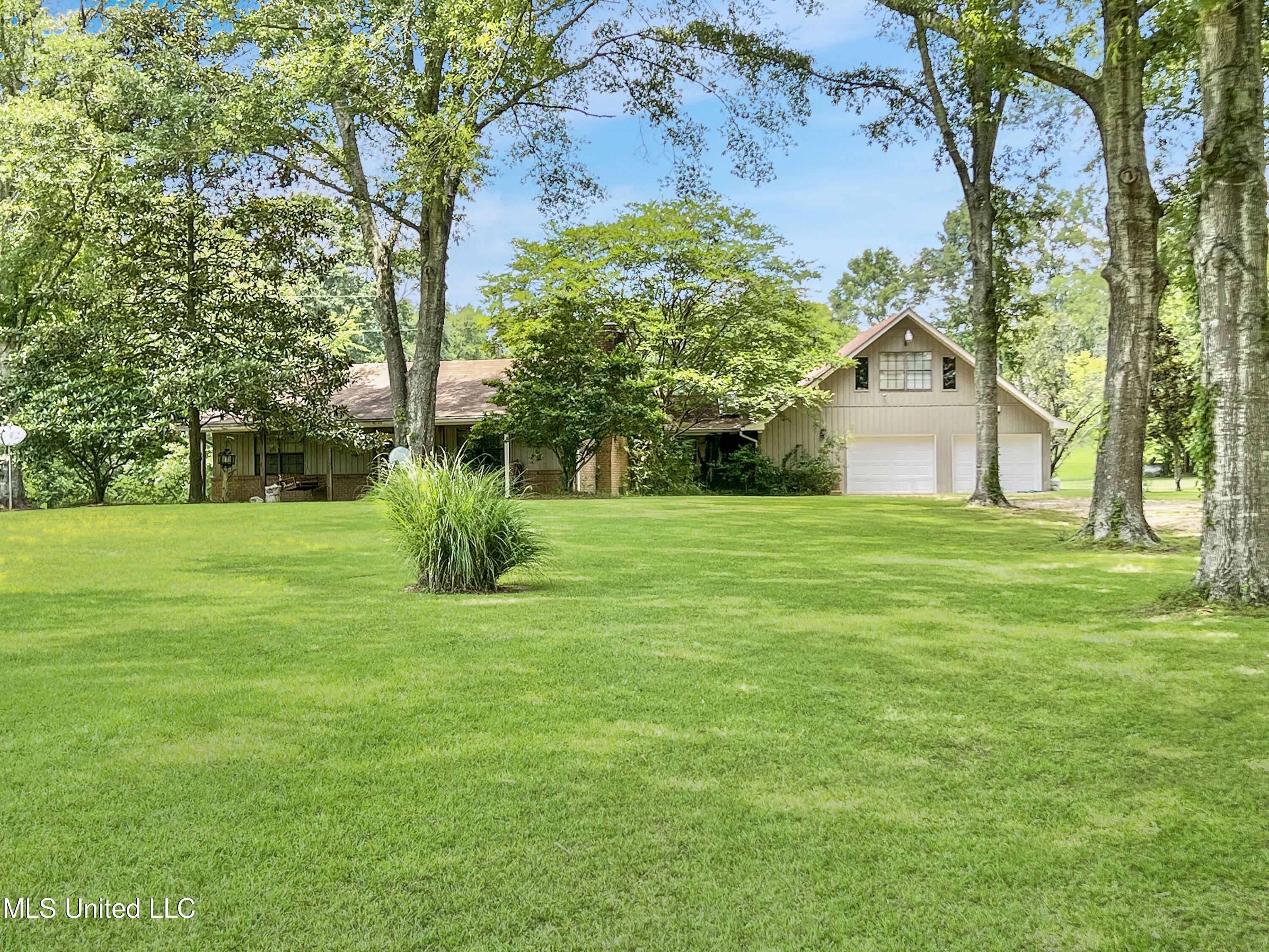 1187 County Line Road Mendenhall, MS 39114 - Photo 2 of 14 16B04D67-E34F-43E4-8C3F-2A733BF3E6C0