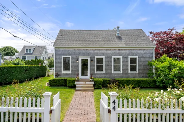 $2,499,000 | 44 Pleasant Street, Provincetown, MA 02657