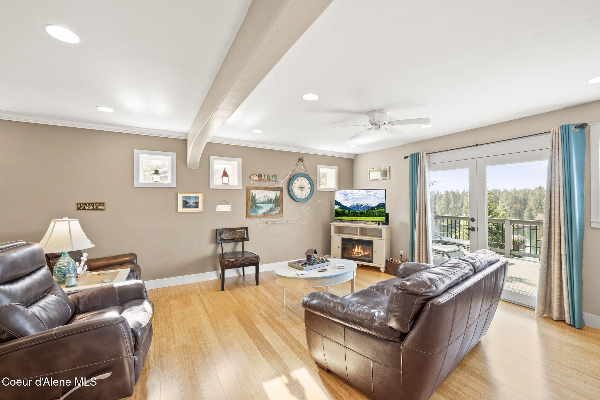 2272 East Upper Hayden Lake Road Hayden, ID 83835 - Photo 19 of 42 Living Room