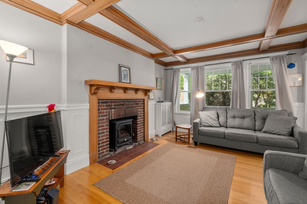 108 Columbia Street, Unit 1 Brookline, MA 02446 - Photo 6 of 22