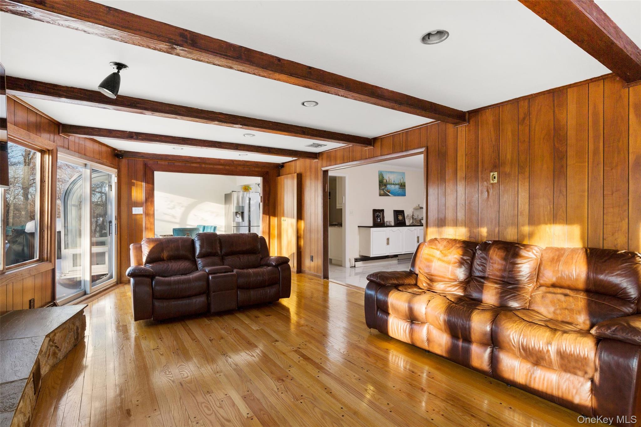 70 Longfellow Road Great Neck, NY 11023 - Photo 5 of 12