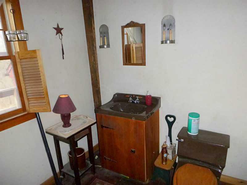 183 Fayette Ridge Road Kents Hill, ME 04349 - Photo 10 of 18 Bathroom.
