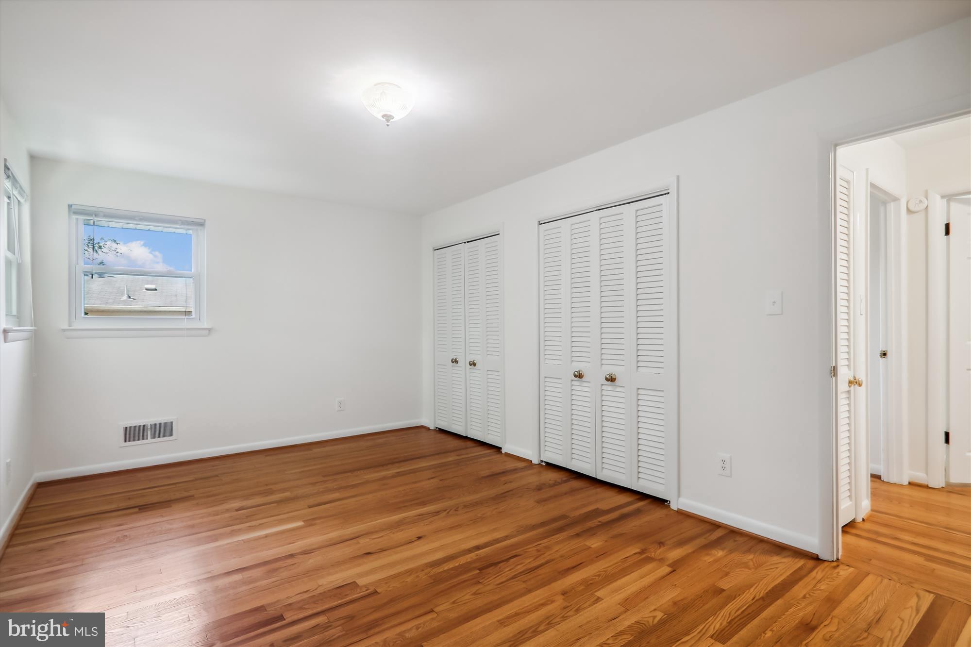 6518 Wilmett Road Bethesda, MD 20817 - Photo 25 of 40