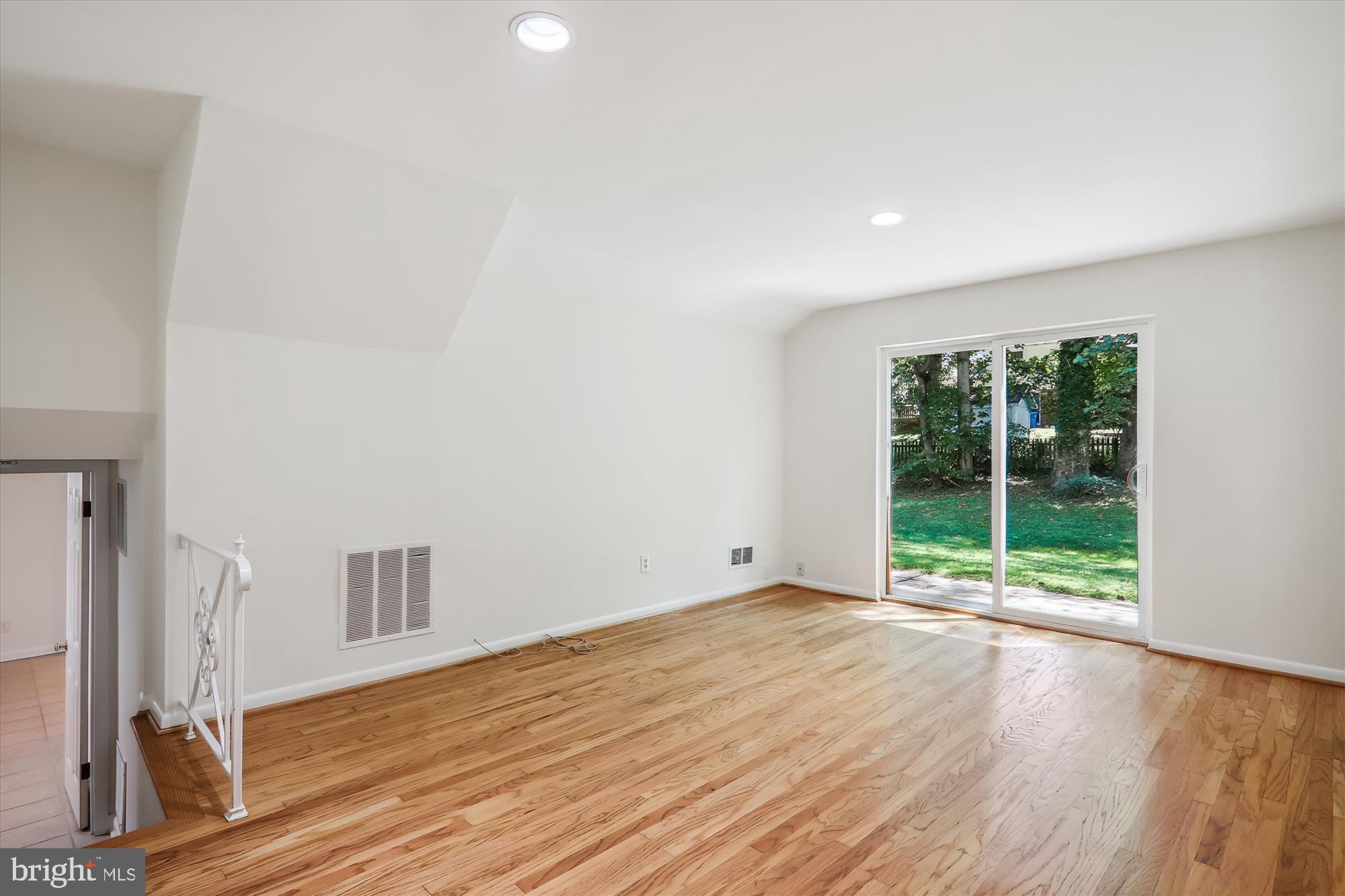 6518 Wilmett Road Bethesda, MD 20817 - Photo 30 of 40