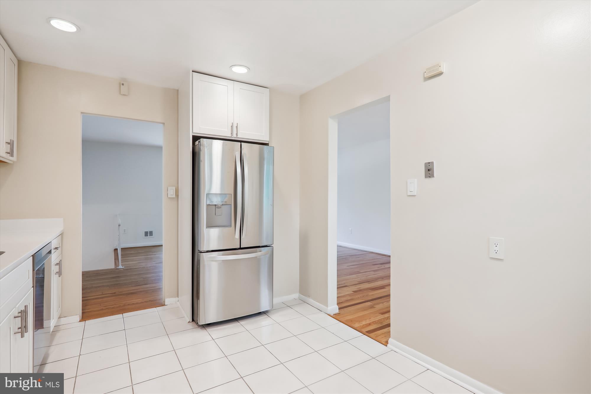 6518 Wilmett Road Bethesda, MD 20817 - Photo 7 of 40