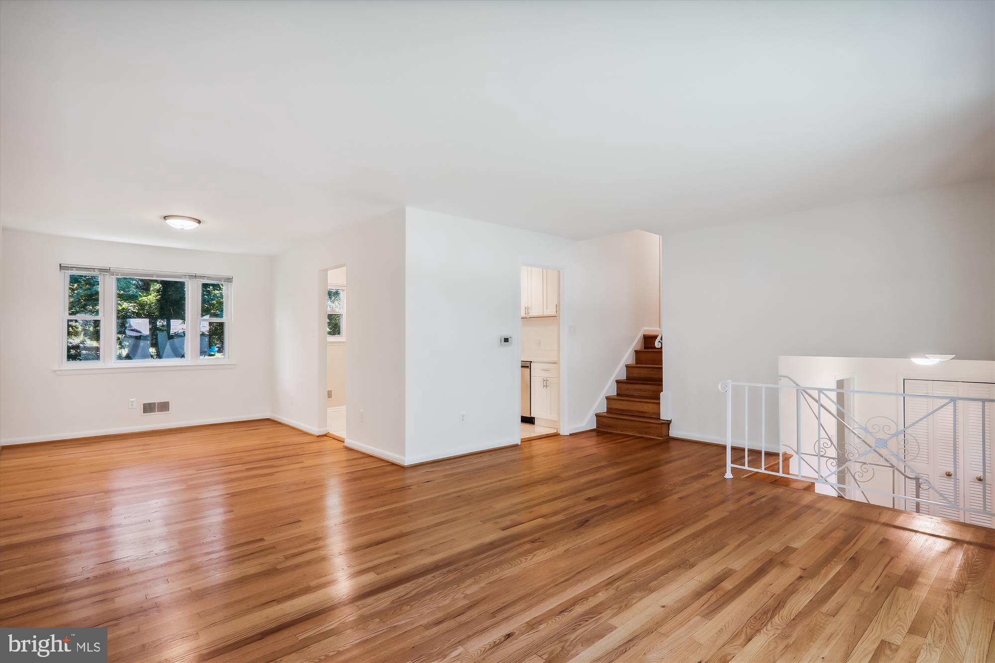 6518 Wilmett Road Bethesda, MD 20817 - Photo 9 of 40