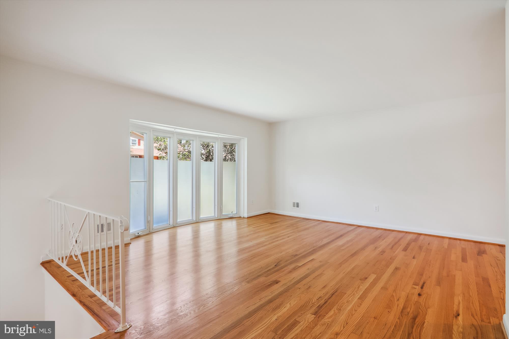 6518 Wilmett Road Bethesda, MD 20817 - Photo 10 of 40