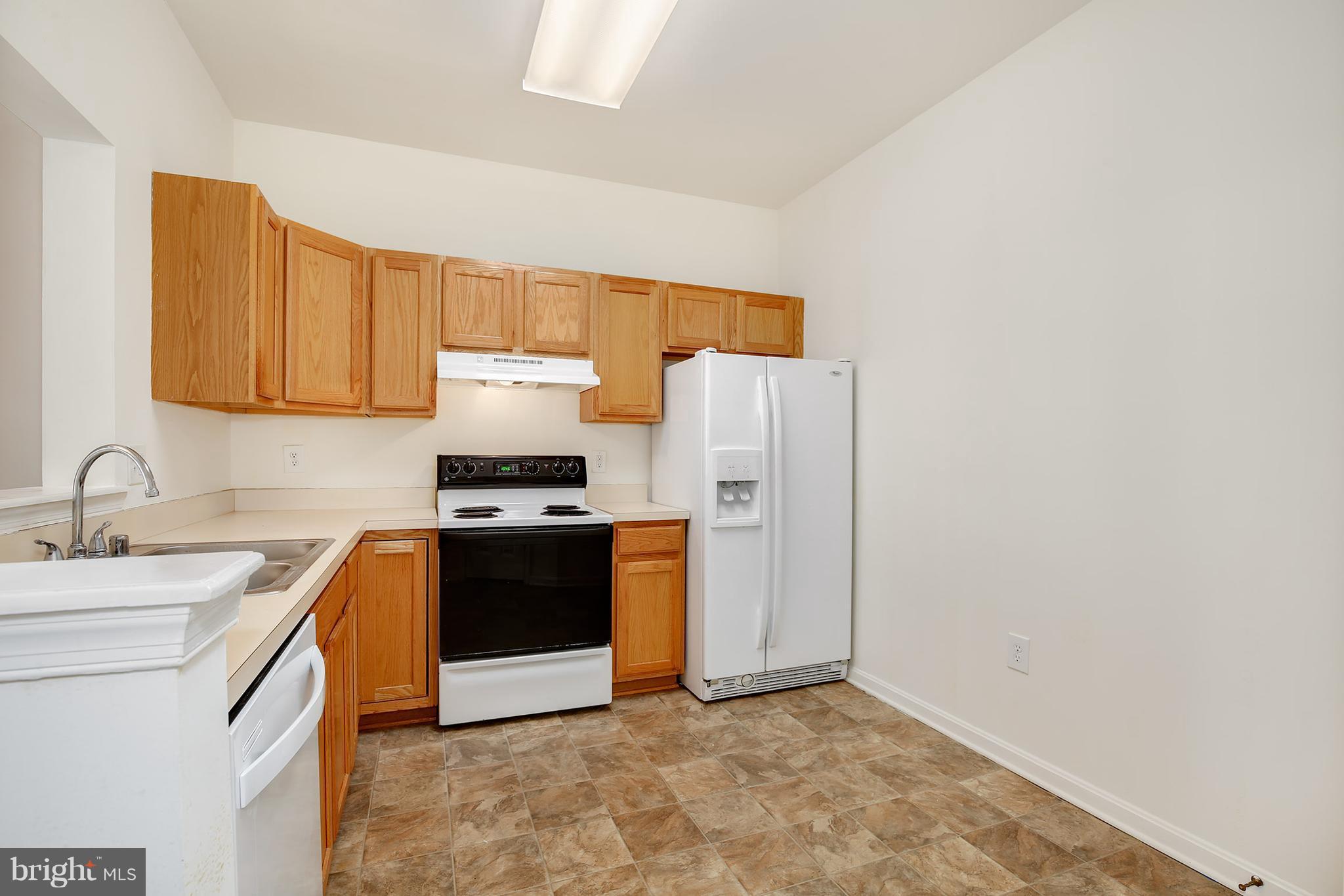 2005 Cooper Point Court Odenton, MD 21113 - Photo 12 of 24 Kitchen
