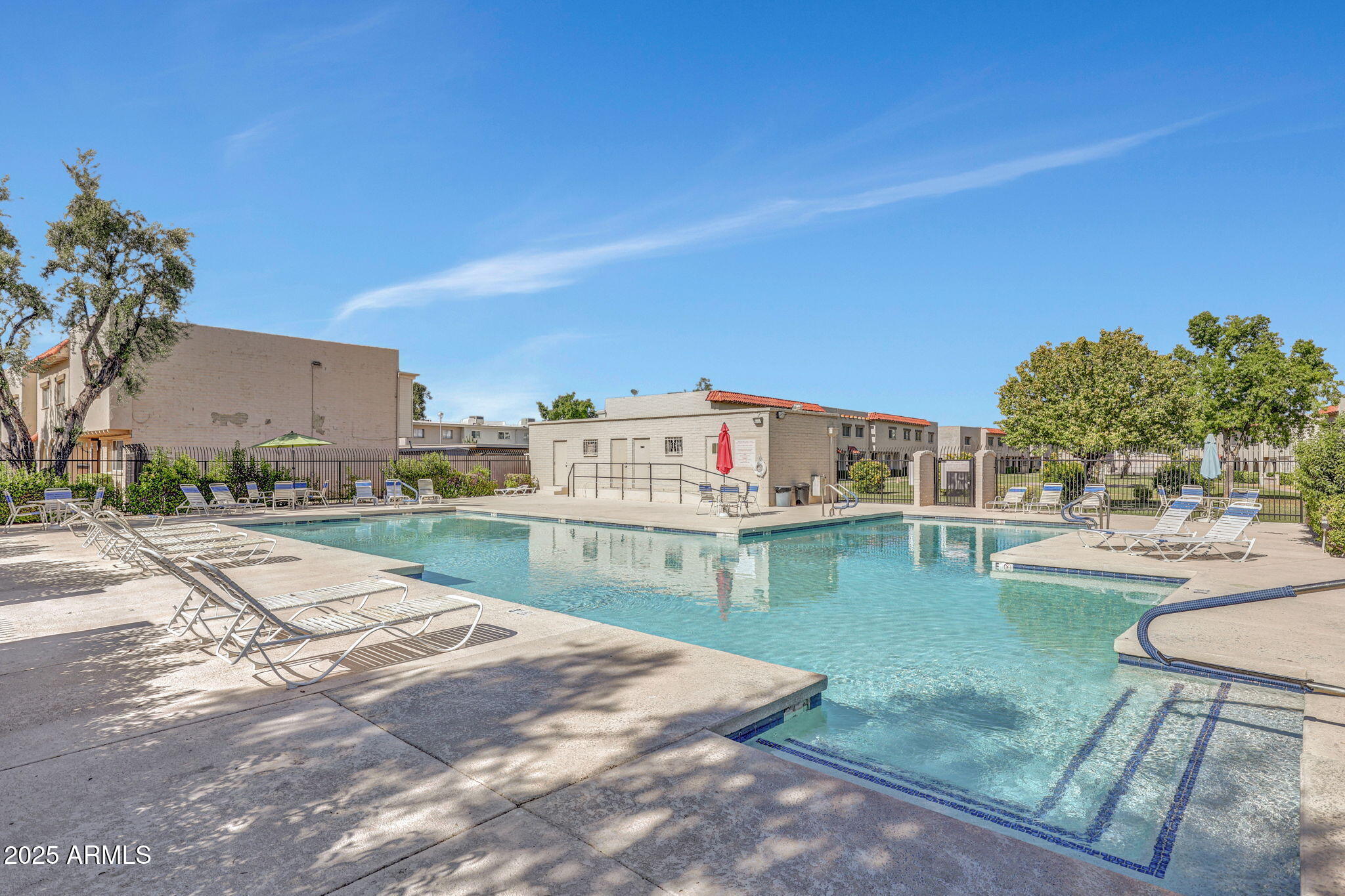 6833 East Osborn Road, Unit E Scottsdale, AZ 85251 - Photo 29 of 30 Community Pool
