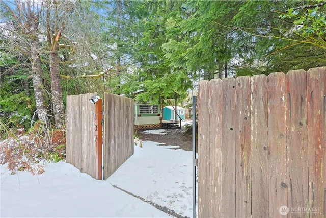 $250,000 | 137 Paradise Drive, Ashford, WA 98304
