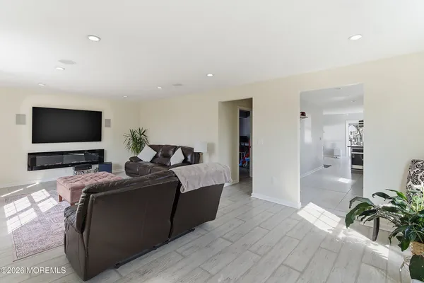 $750,000 | 335 Park Avenue, Union Beach, NJ 07735