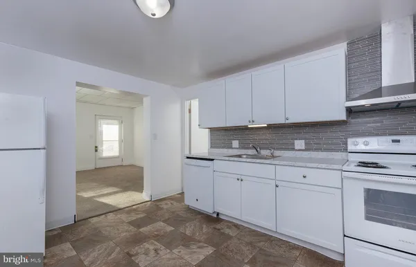 $1,000 | 519 West Main Street, Palmyra, PA 17078