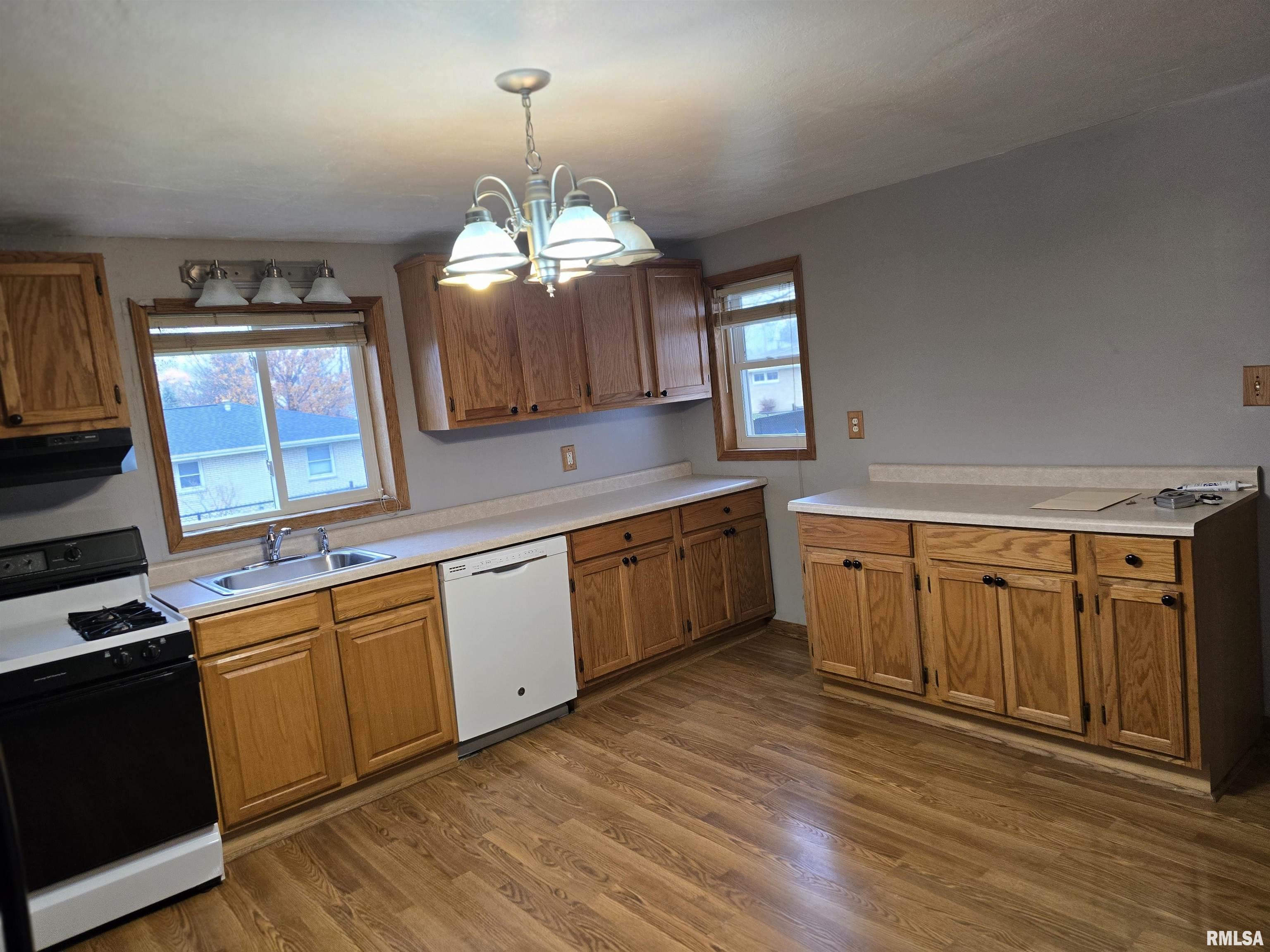 314 North Morgan Street Metamora, IL 61548 - Photo 11 of 25