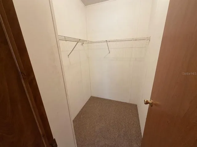 a view of utility room