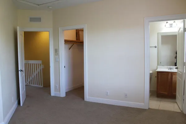$2,850 | 531 South Federal Highway, Unit 15, Lake Worth Beach, FL 33460