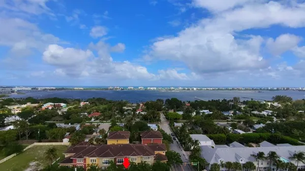 $2,850 | 531 South Federal Highway, Unit 15, Lake Worth Beach, FL 33460