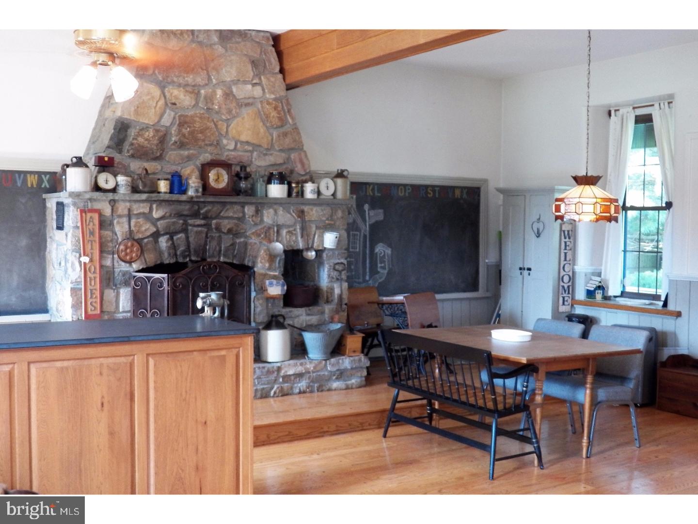 2084 Tollgate Road Palm, PA 18070 - Photo 11 of 24 Gallery Image 11