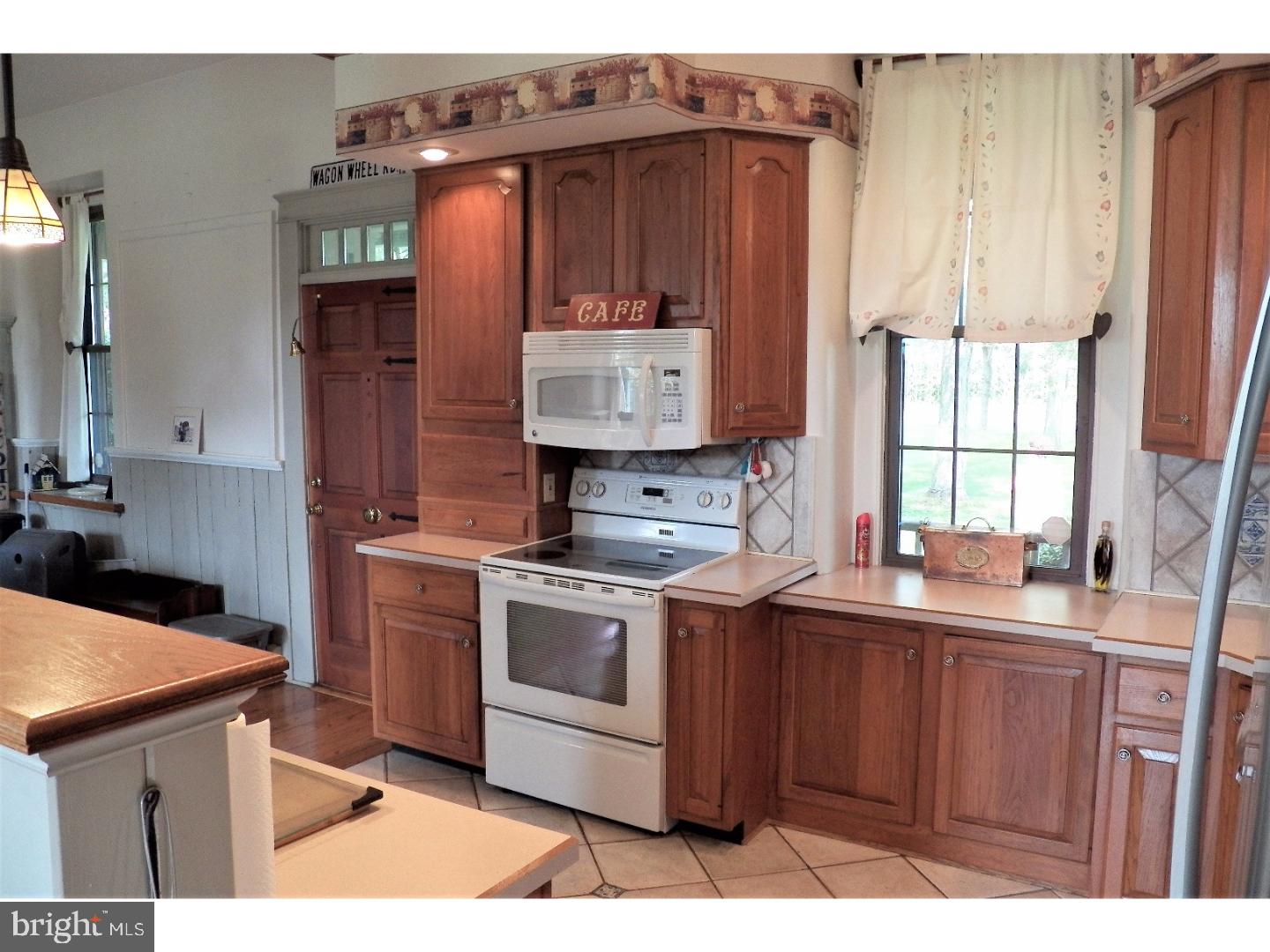 2084 Tollgate Road Palm, PA 18070 - Photo 15 of 24 Gallery Image 15