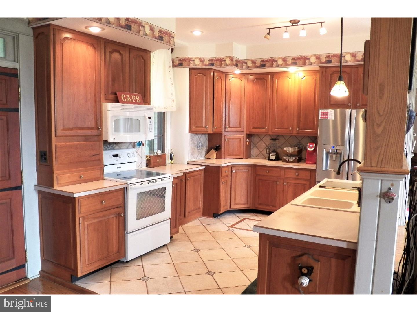 2084 Tollgate Road Palm, PA 18070 - Photo 16 of 24 Gallery Image 16