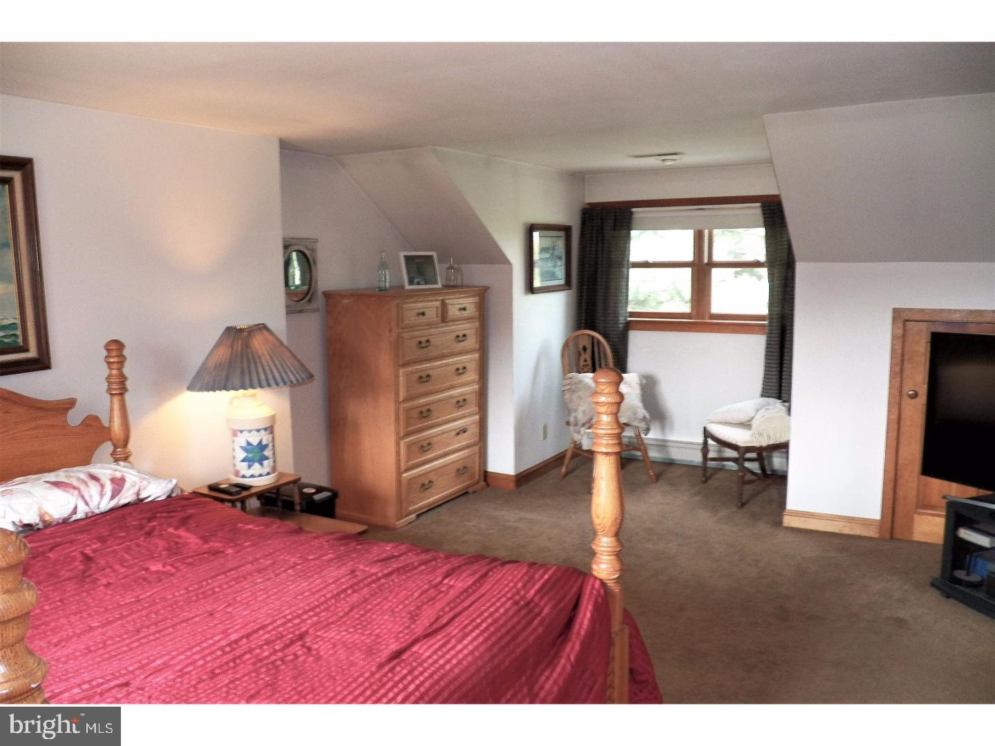 2084 Tollgate Road Palm, PA 18070 - Photo 18 of 24 Gallery Image 18