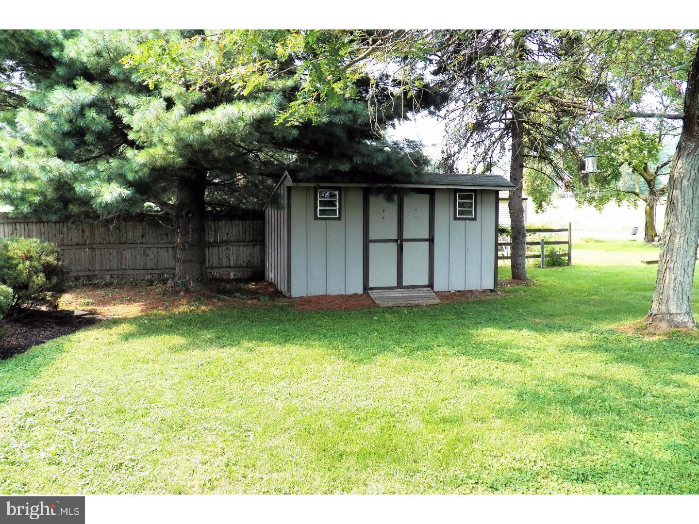 2084 Tollgate Road Palm, PA 18070 - Photo 6 of 24 Gallery Image 6
