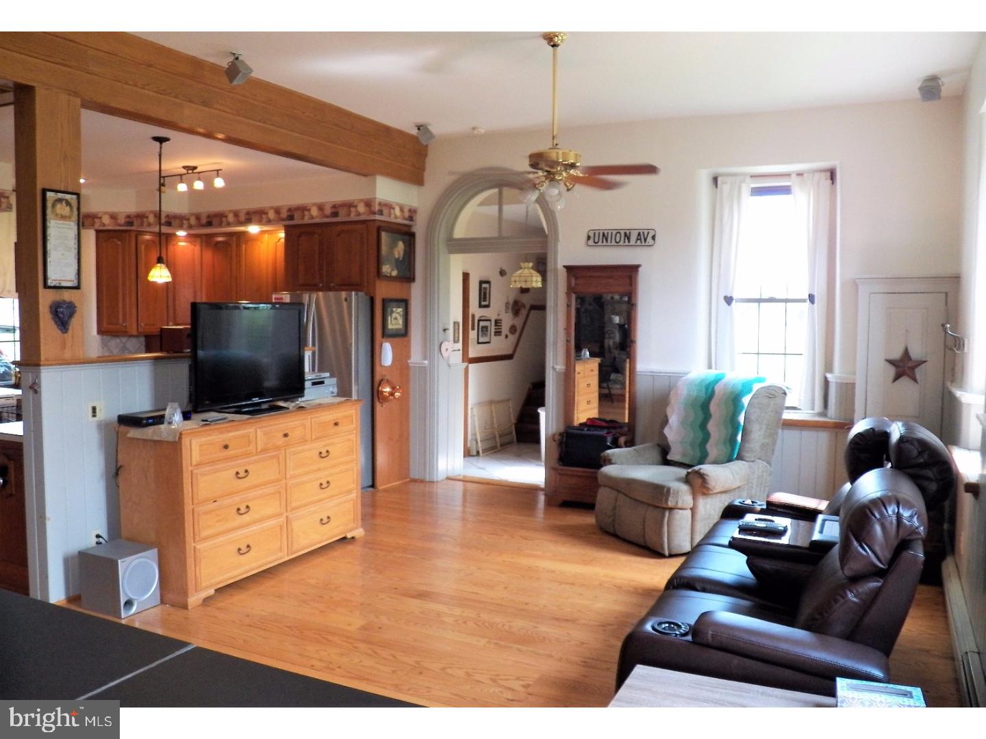 2084 Tollgate Road Palm, PA 18070 - Photo 8 of 24 Gallery Image 8