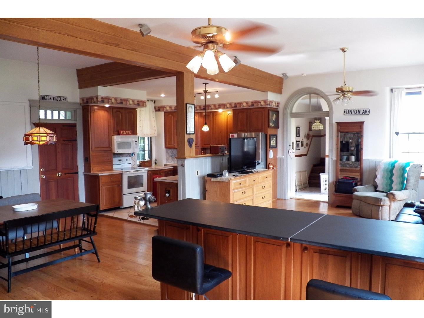 2084 Tollgate Road Palm, PA 18070 - Photo 10 of 24 Gallery Image 10
