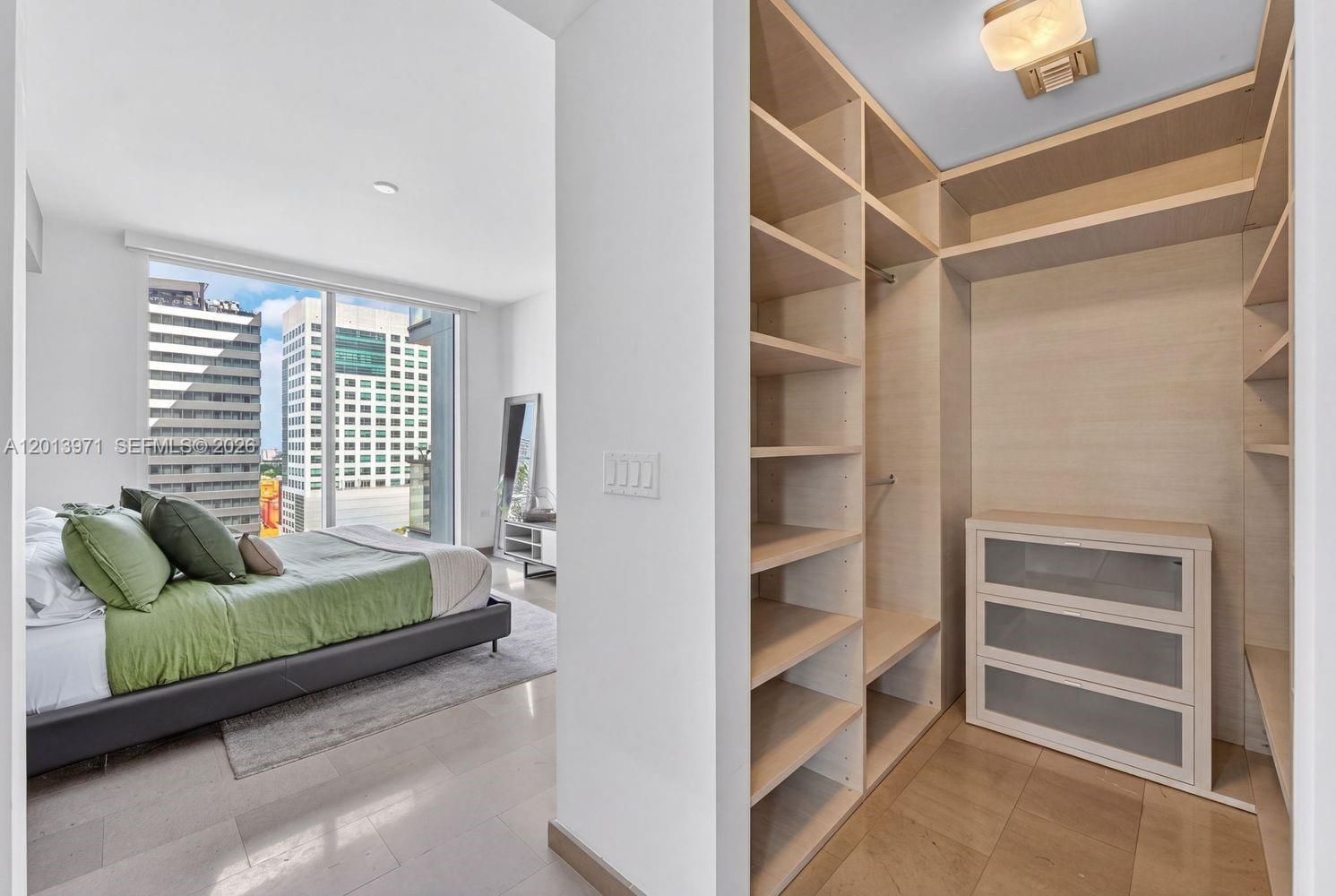 88 Southwest 7th Street, Unit 1012 Miami, FL 33130 - Photo 13 of 21