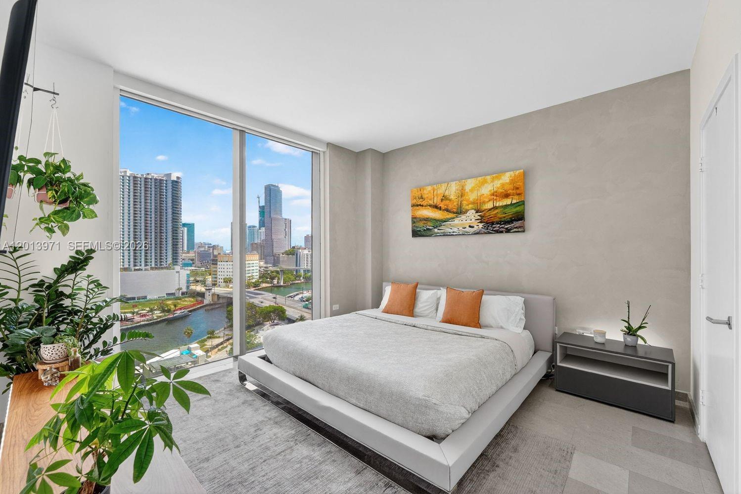 88 Southwest 7th Street, Unit 1012 Miami, FL 33130 - Photo 8 of 21