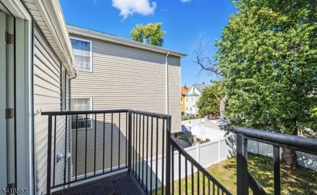 $2,500 | 1015 Flora Street, Elizabeth, NJ 07201